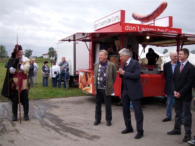 Manfred Kolbe bei seinem Gruwort