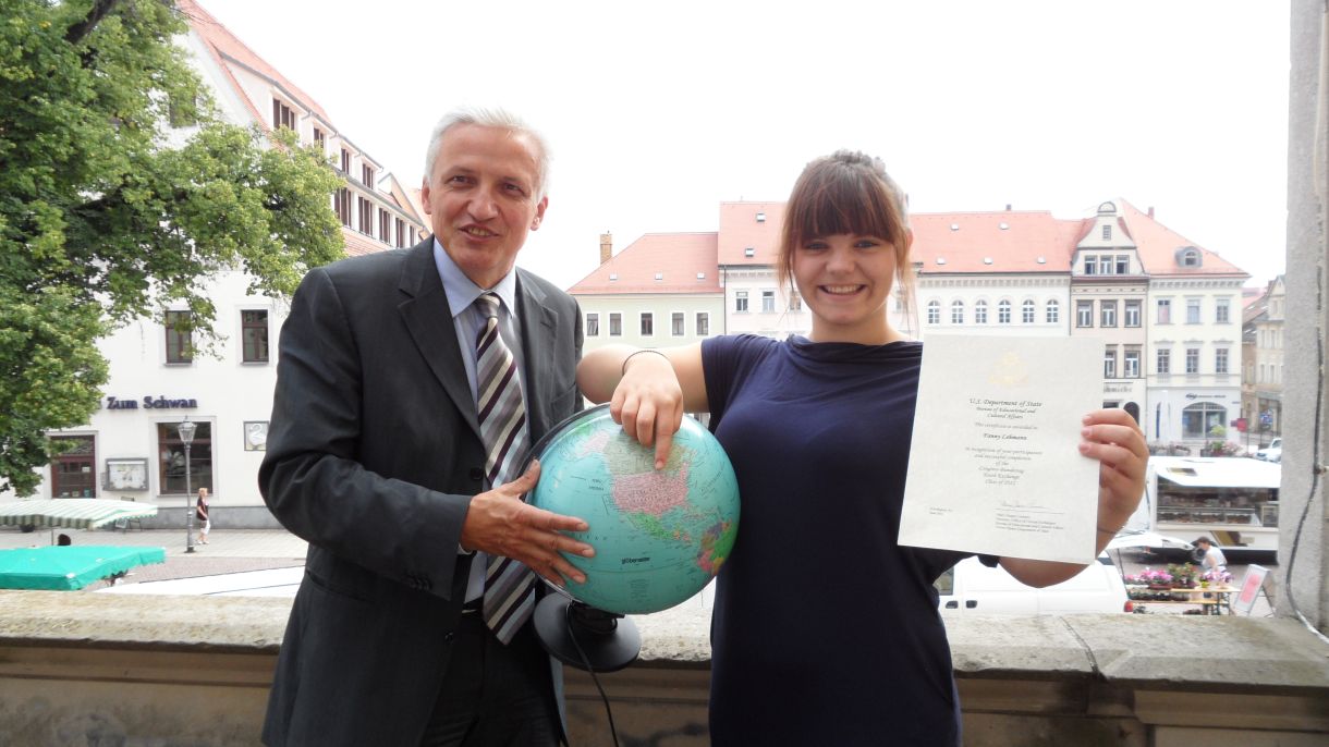 Manfred Kolbe und Fanny Lehmann nach ihrem Gesprch.